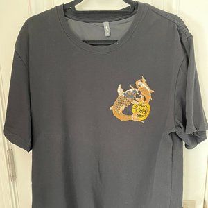 Black embroidered tee